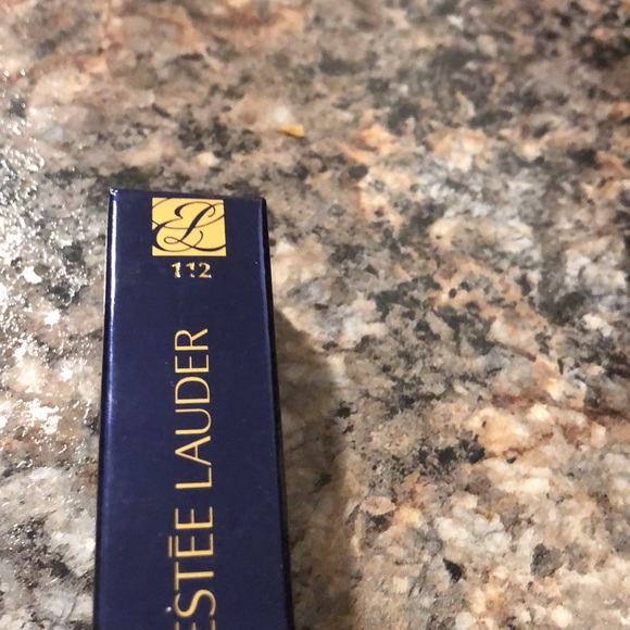 Estée Lauder Pure Color Gloss New Angel Gleam - Picture 9 of 10